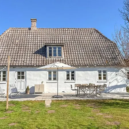 Casa vacanze Amazing In With Wifi Nordenbro Vesteregn